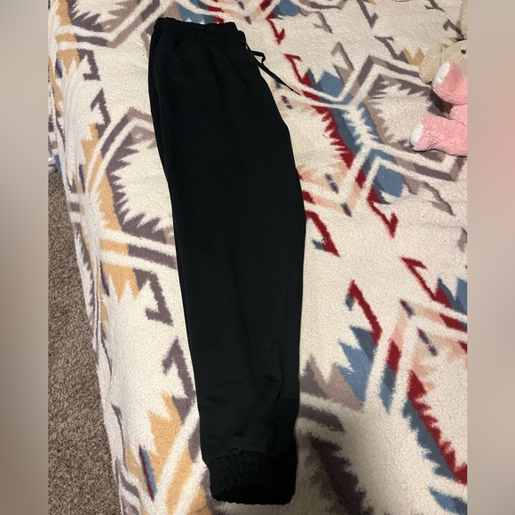 ❌SOLD❌Size Large Women’s Puma Sweatpants - Picture 4 of 6